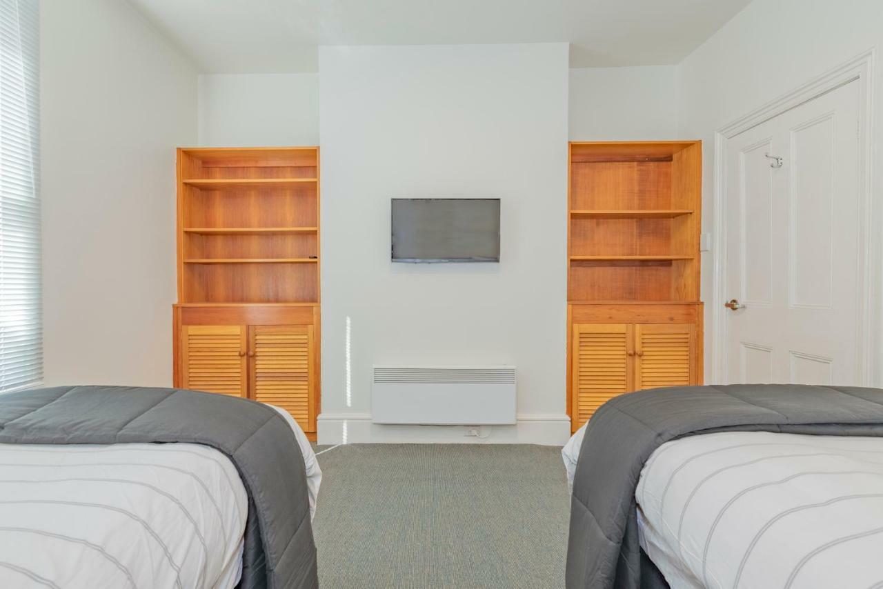 4 Bedroom House - Hobart Cbd - Free Parking - Free Wifi Exterior photo